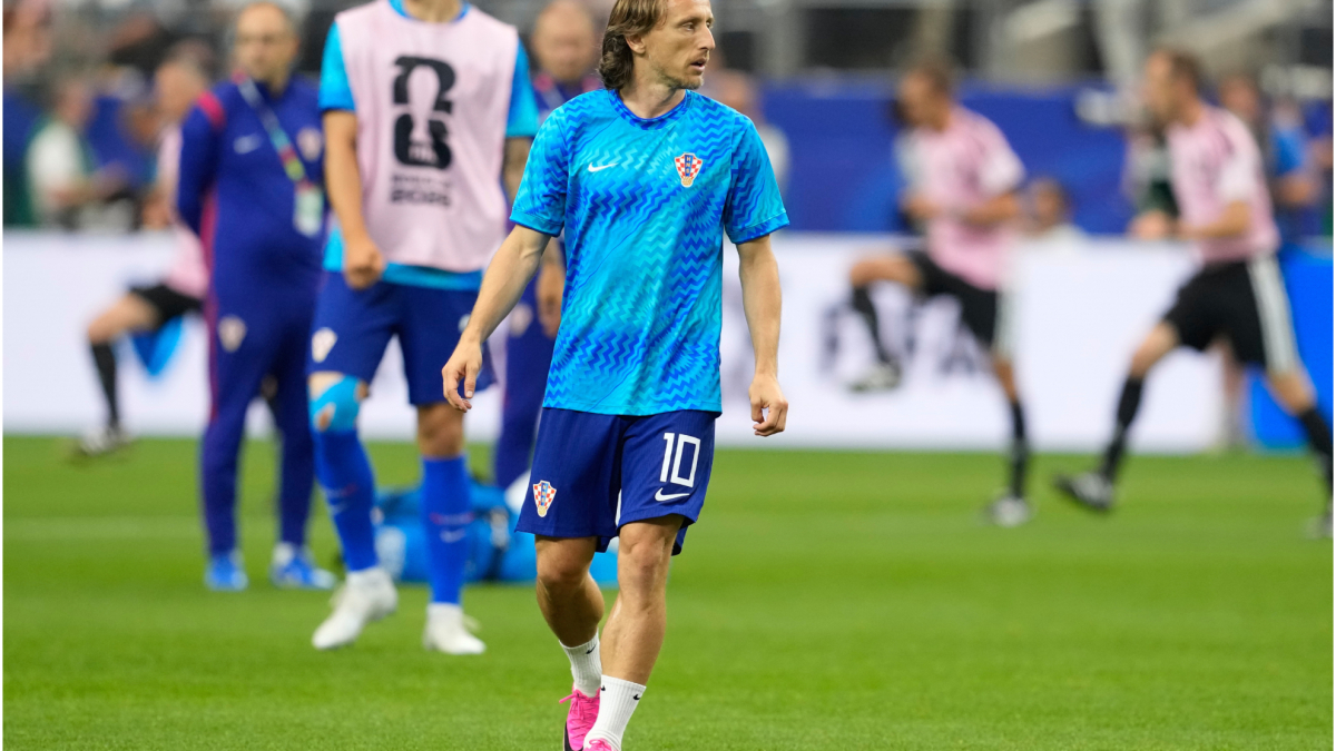 Modric se hace 'leyenda' y entra en el selecto club de los 'cinco Mundiales'