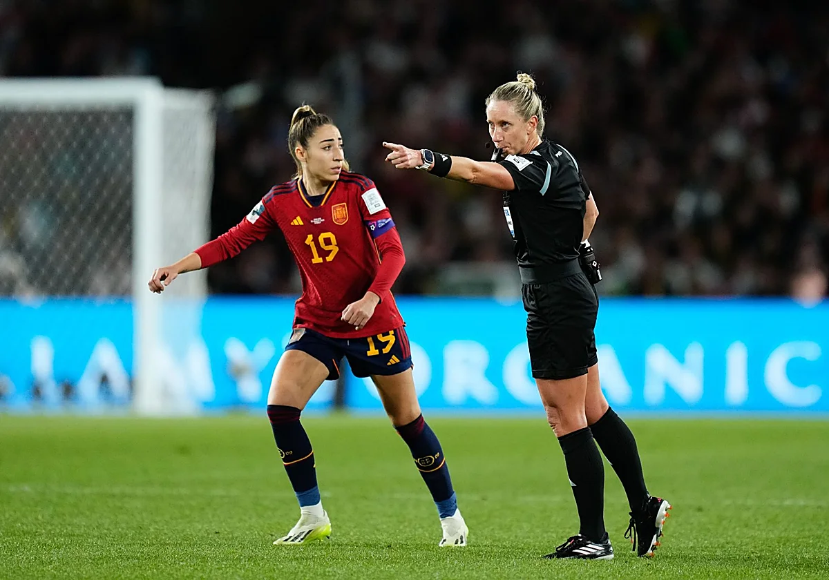 Tori Penso, una árbitra con estrella para España
