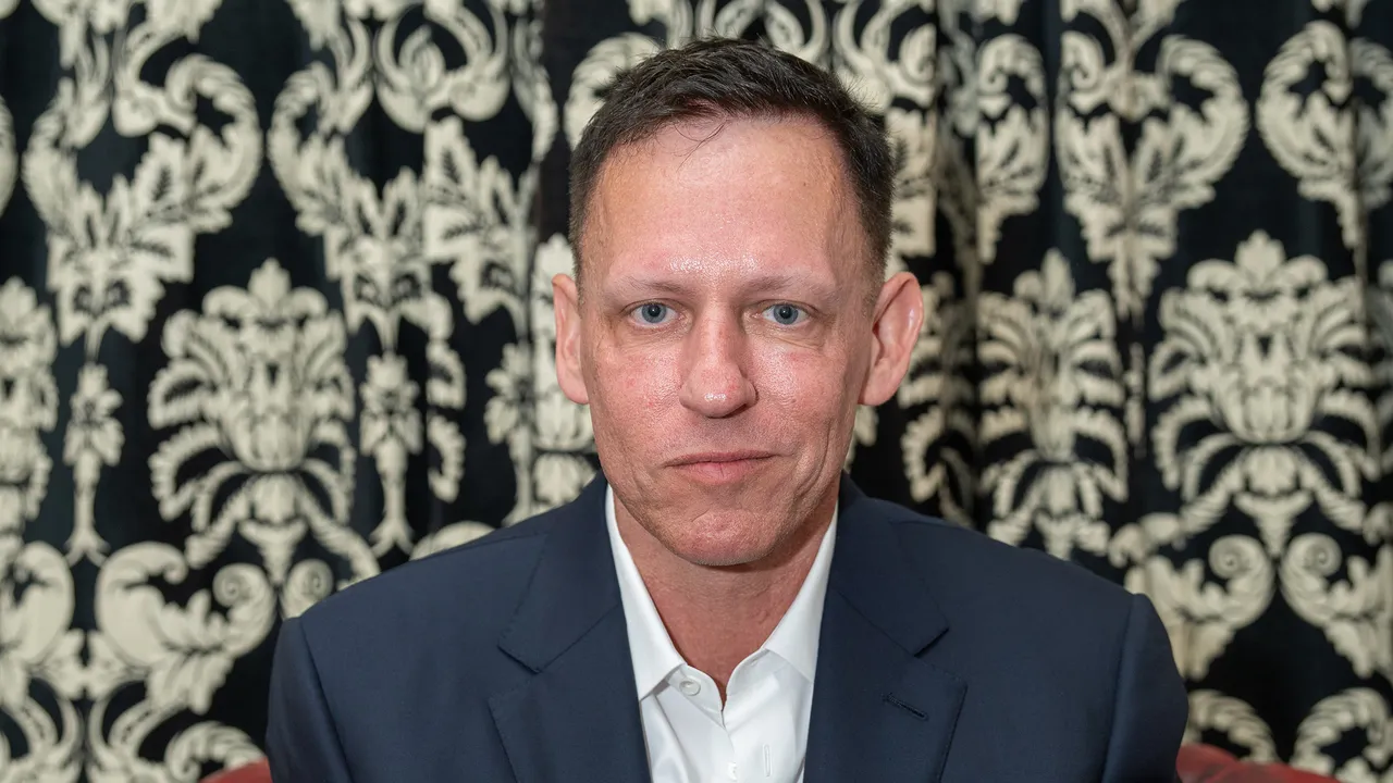 Una filtración revela quiénes son los miembros de Dialog, la sociedad secreta de Peter Thiel
