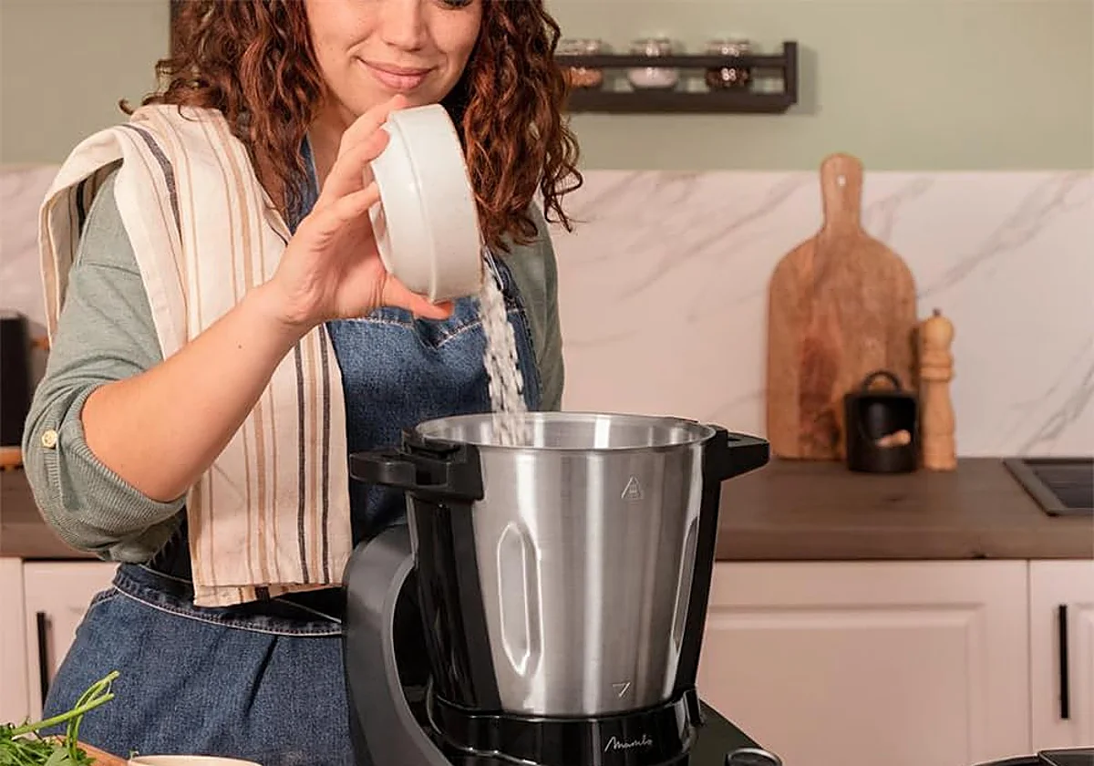Cocina sin complicaciones y con precisión con el robot Cecotec Mambo Touch