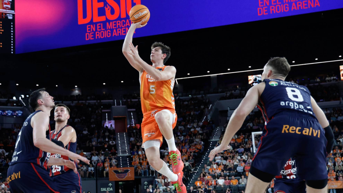 Los Knicks no quitan ojo a Sergio De Larrea