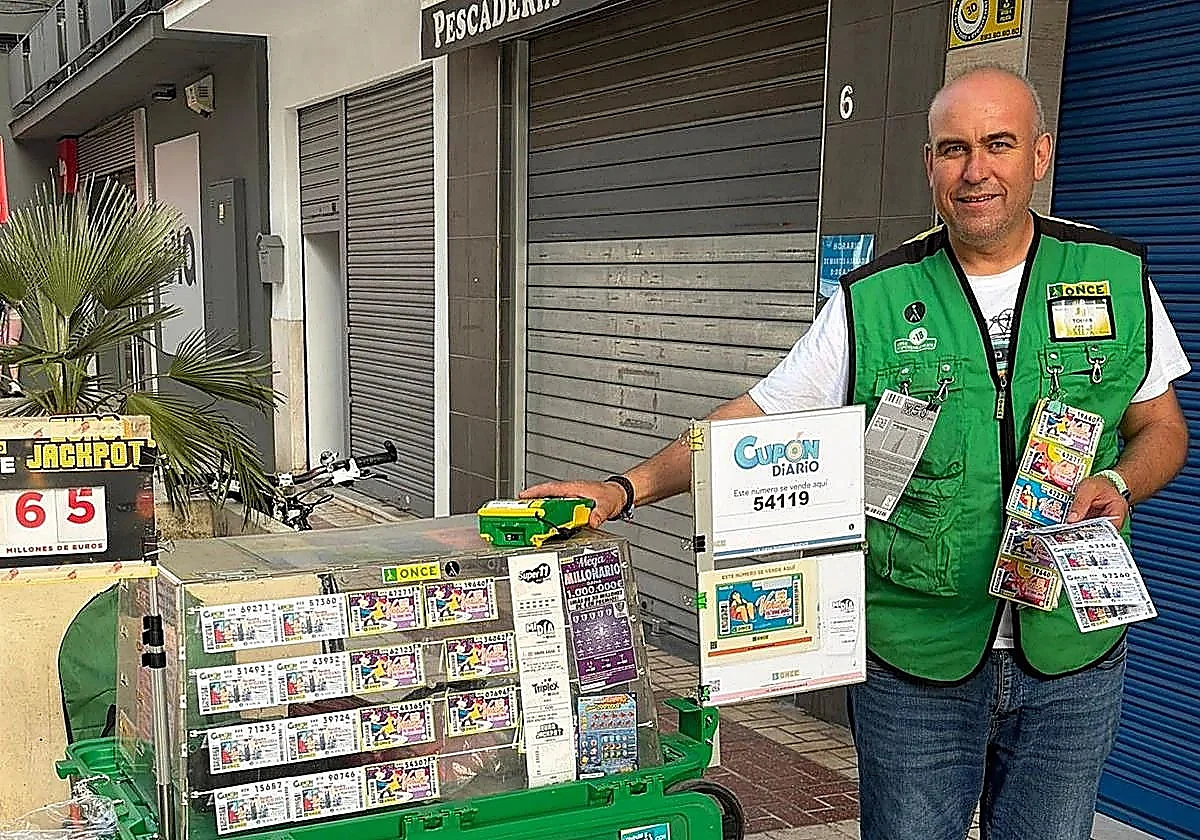 Malaga wins 210,000 euros from ONCE lottery draw in Cruz de Humilladero