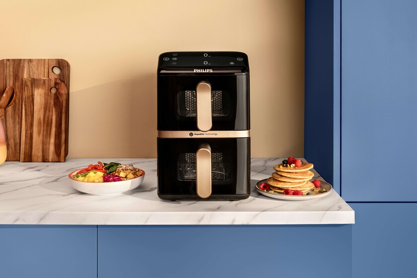 Philips estrena nueva freidora de aire para cocinas pequeñas con doble cesta y ventanas para ver los alimentos