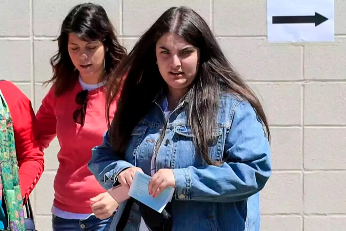La causa contra Zapatero escala: sus hijas y su secretaria, imputadas