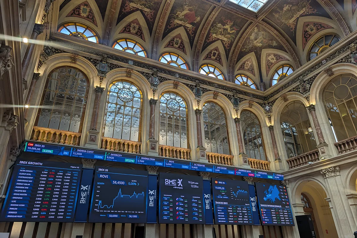 El Ibex se frena en pleno festivo de Wall Street