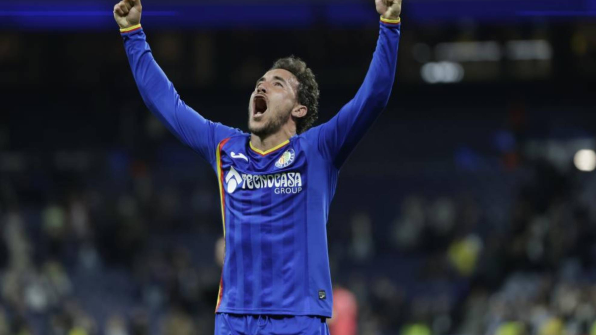 Luis Milla se va al Como de Cesc por 6 millones