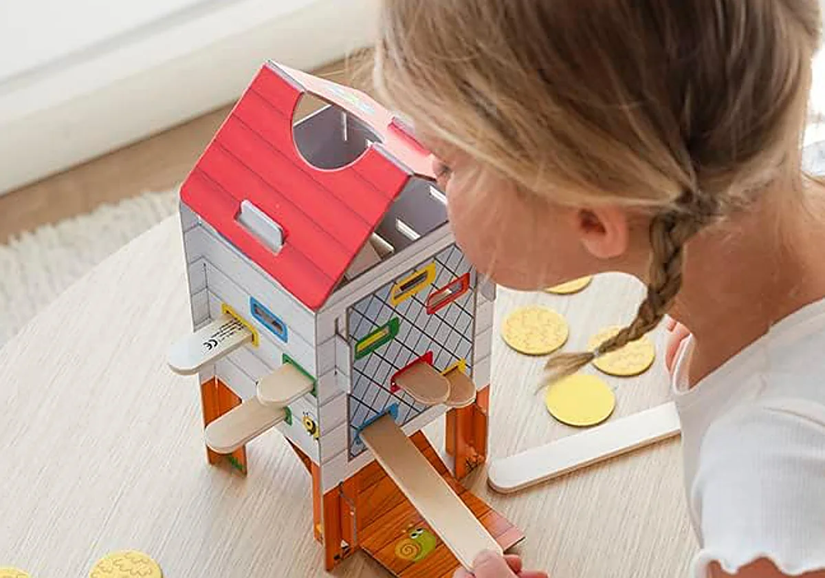 Educa jugando con los mejores juguetes Montessori para niños de 3 años