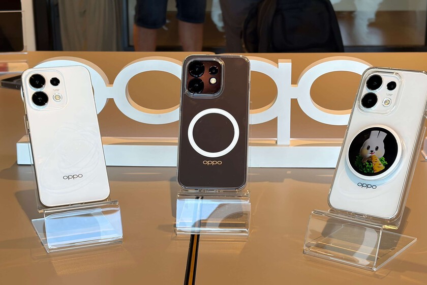 Oppo se preguntó cuánta tecnología quería meter en el Oppo Reno16 Pro. La respuesta es "Super"