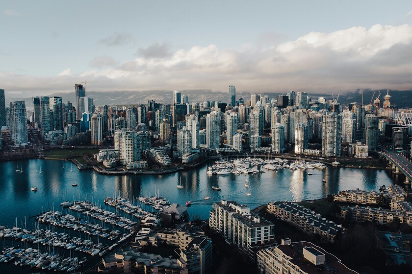 El mundo lleva décadas buscando la fórmula contra la crisis de la vivienda. Hay quien cree que la respuesta está en Vancouver