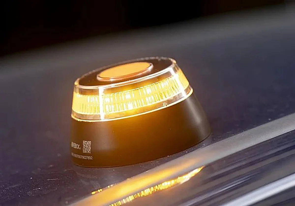 ¿Nos espía la baliza V16 conectada?