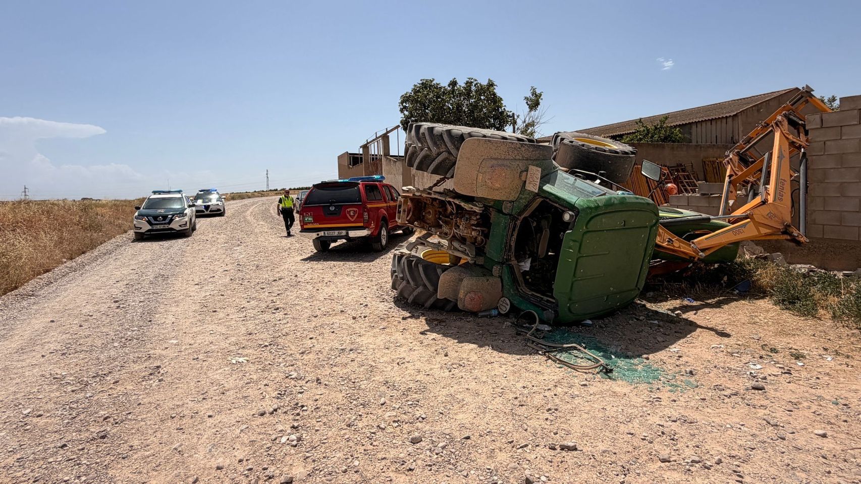 Muere un hombre en un nuevo accidente laboral tras volcarse la grúa con la que trabajaba en Quinto (Zaragoza)