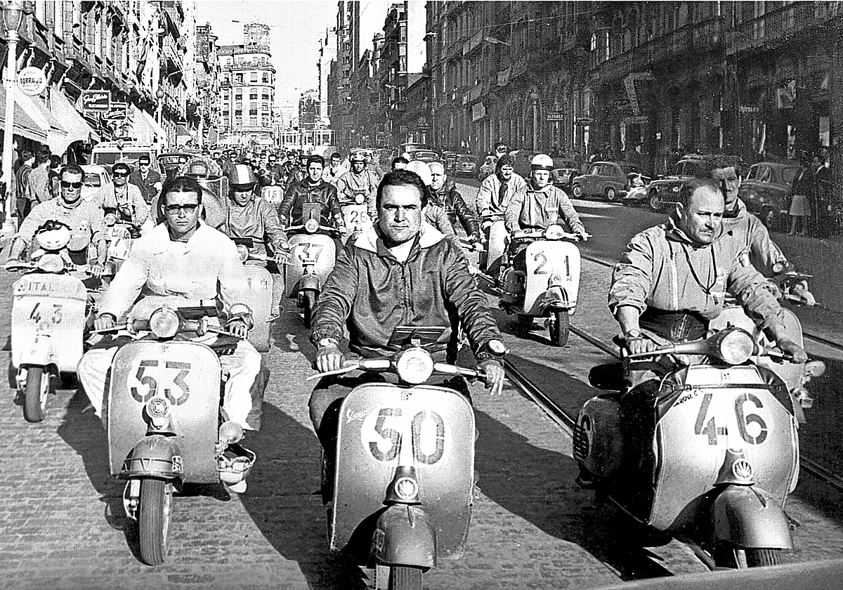 Ocho décadas a lomos de la Vespa