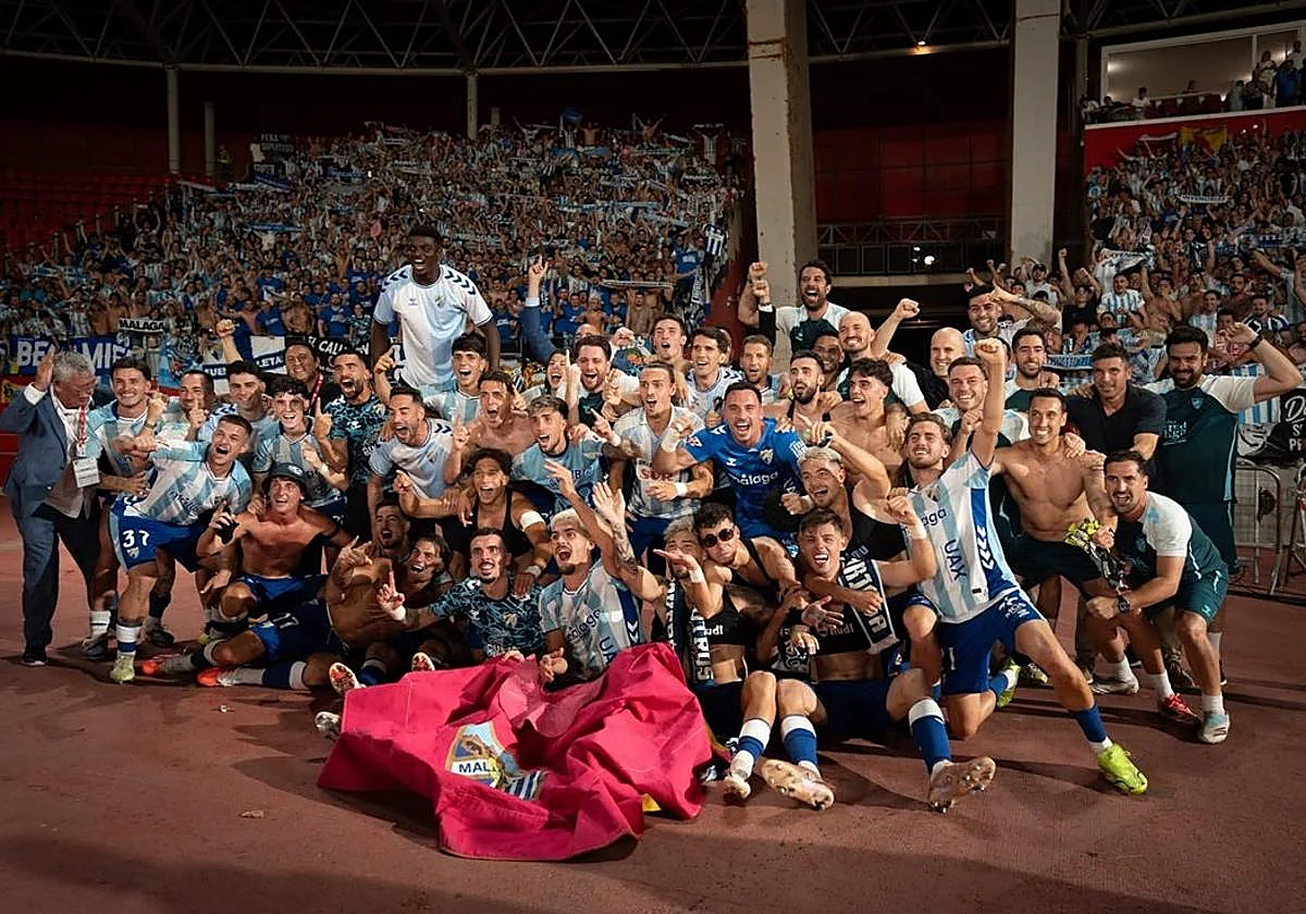 Málaga CF promoted: Blue and whites beat Almería 2-1 in playoff final