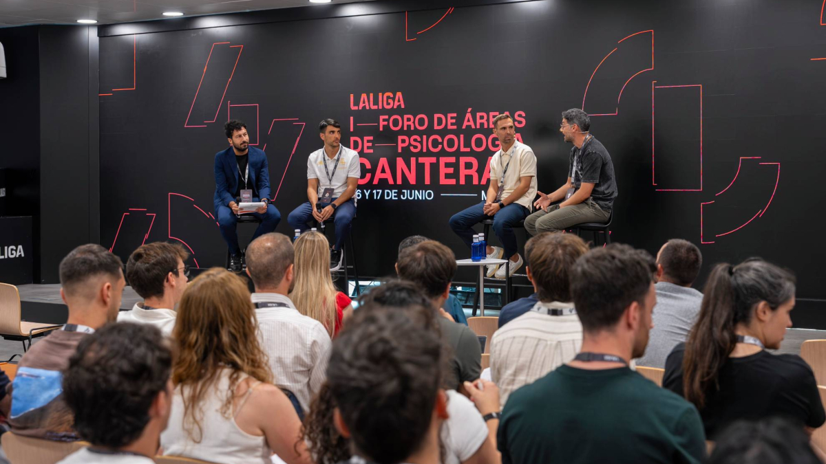 El debate sobre el 'robo' de canteranos: "La extracción de menores se va a acabar muy pronto"