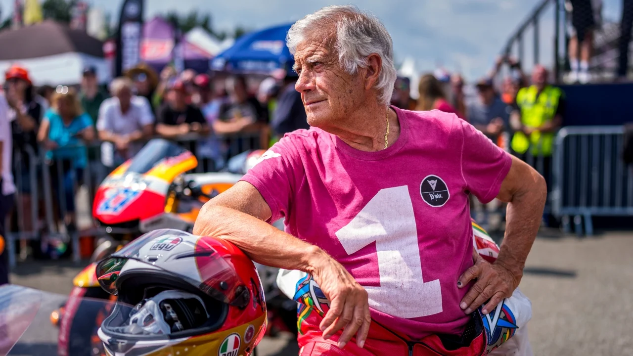 Giacomo Agostini señala al campeón del futuro en MotoGP: “Será otro Márquez, es implacable”