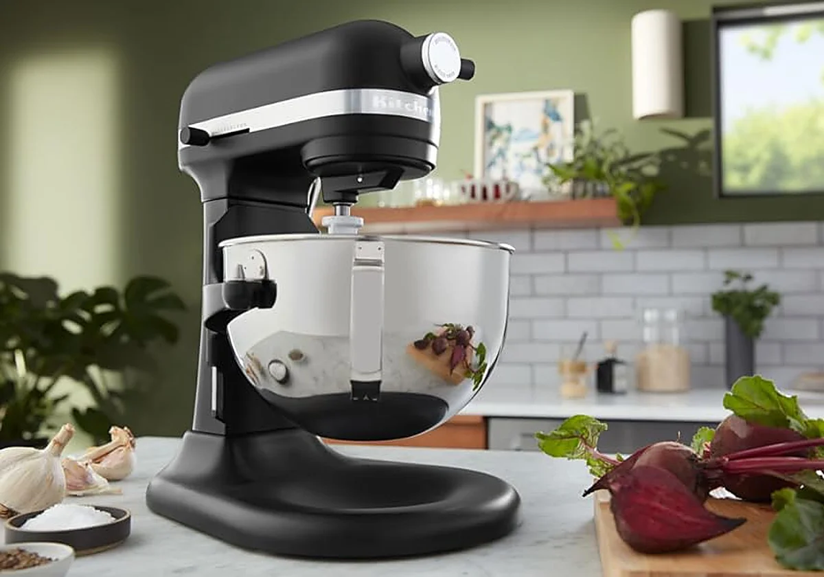 La icónica batidora amasadora KitchenAid que convierte cualquier cocina en un obrador