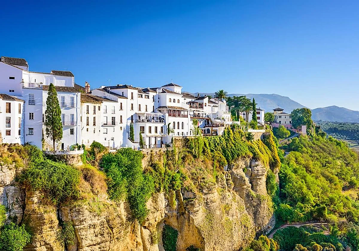 The Advantages of Relocating to Spain