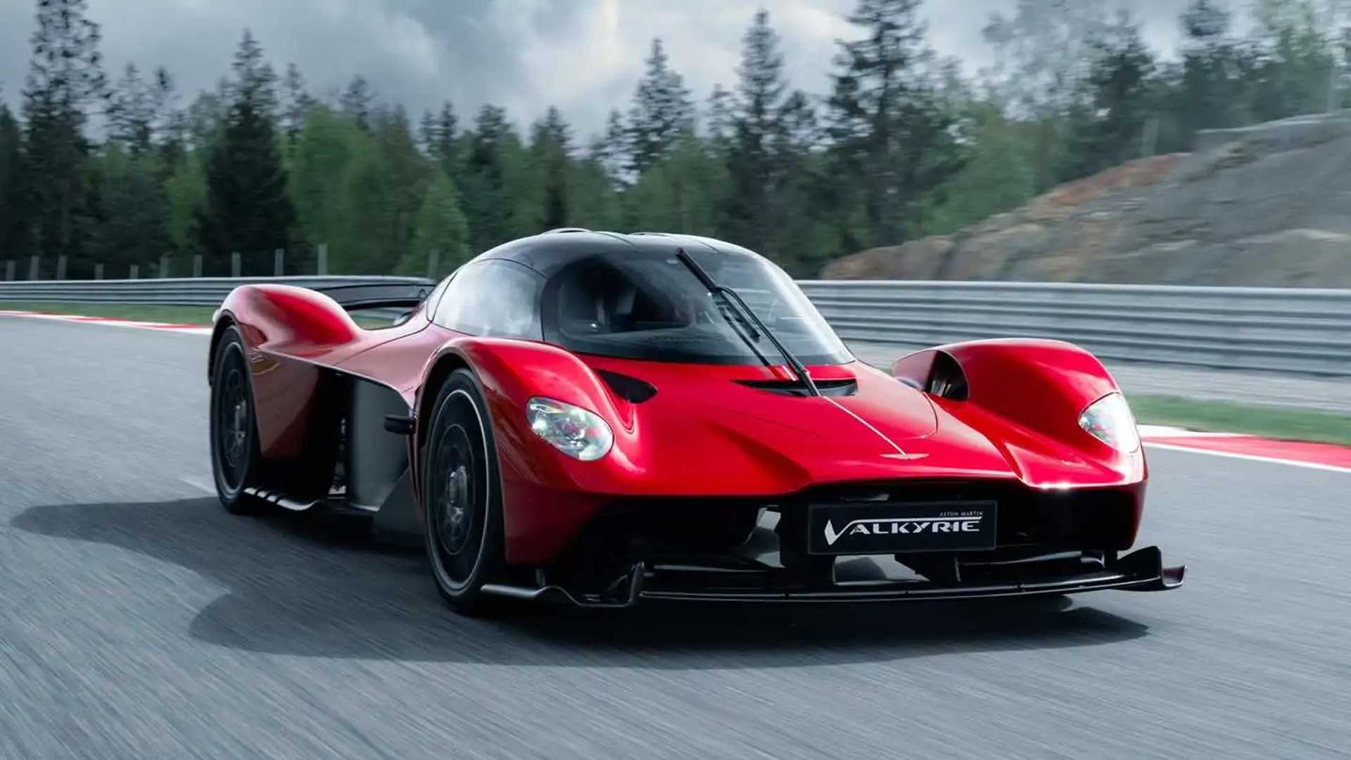 ¡Llamada a revisión insólita! El Aston Martin Valkyrie como protagonista