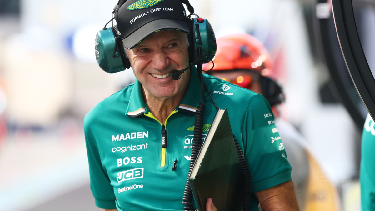 Aston Martin se aferra a Newey para cambiar la drástica situación del equipo