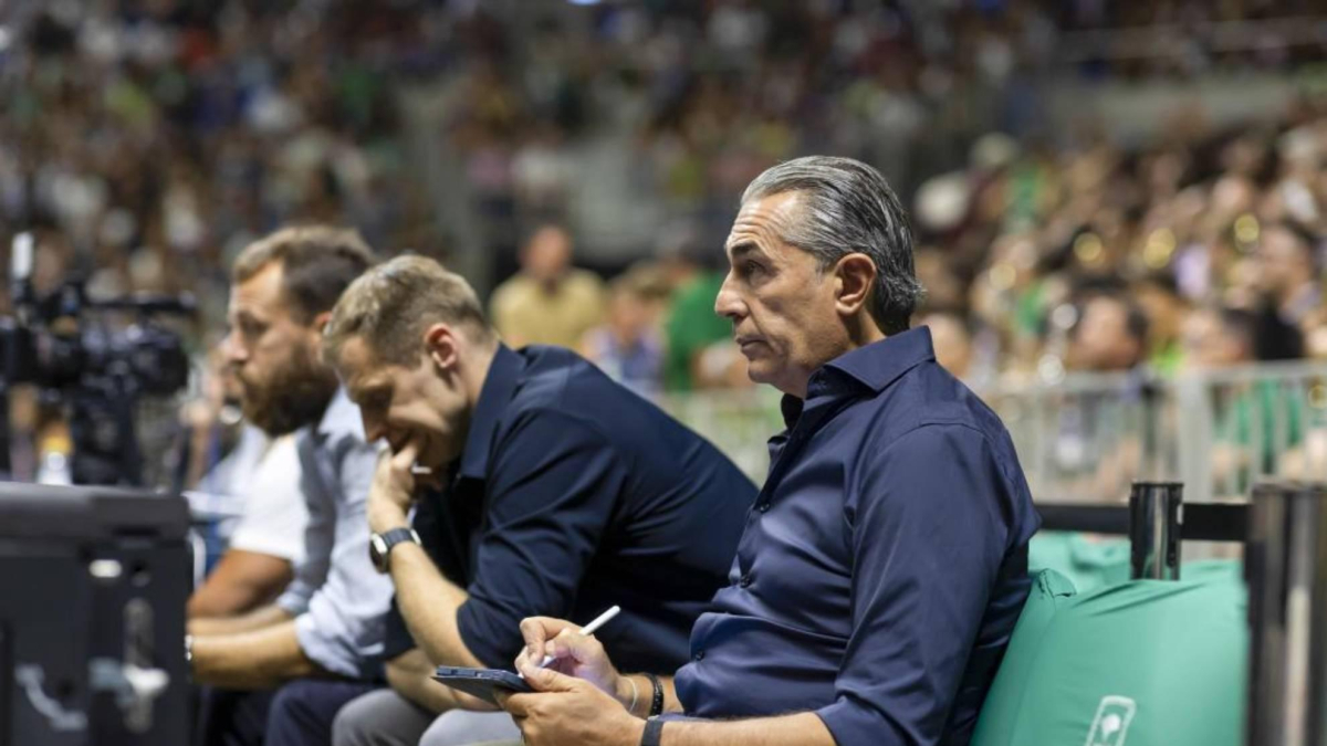 Pocius se va del Madrid alabando al Chacho: "Eres un gran líder, siempre te respaldaré"