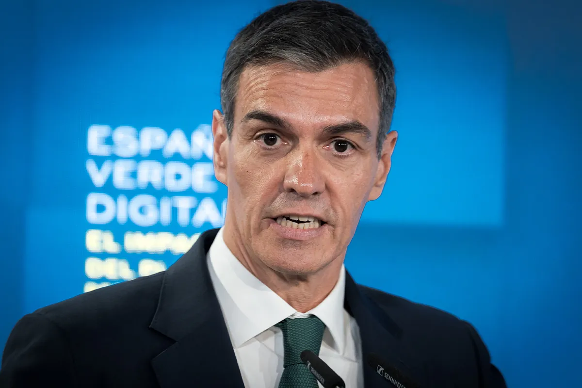 Pedro Sánchez, acorralado tras la condena a Ábalos, su mano derecha en el PSOE