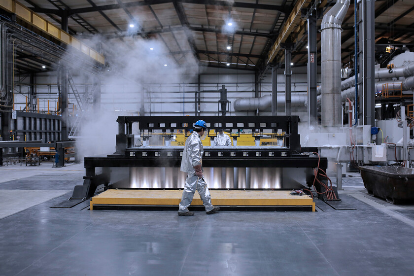 Galicia ha encontrado la "mina" del siglo XXI: no está bajo tierra, está en el reciclaje de sus ventanas viejas