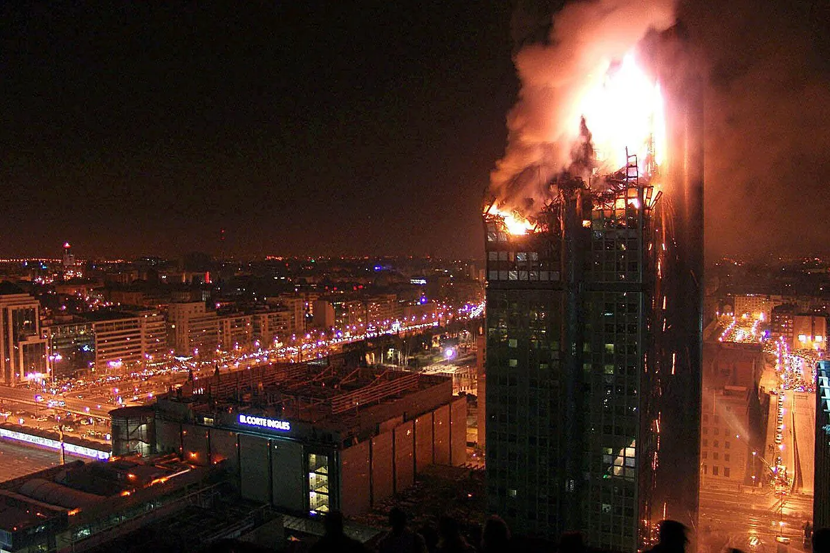 Del edificio Windsor a la Torre Moeve: incendios en el distrito financiero de Madrid