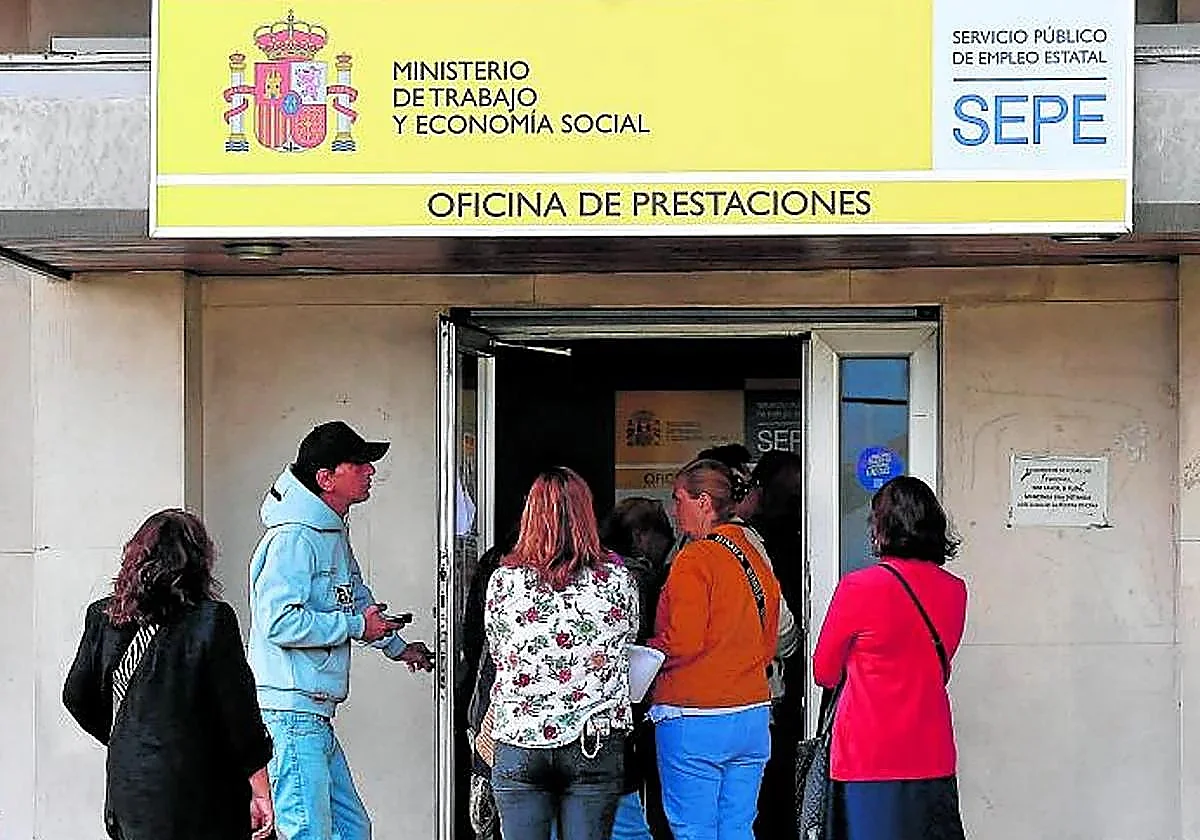 Impide que le quiten el Ingreso Mínimo por recibir una beca su hija: «Lo que el Estado da por un lado no puede quitarlo por otro»