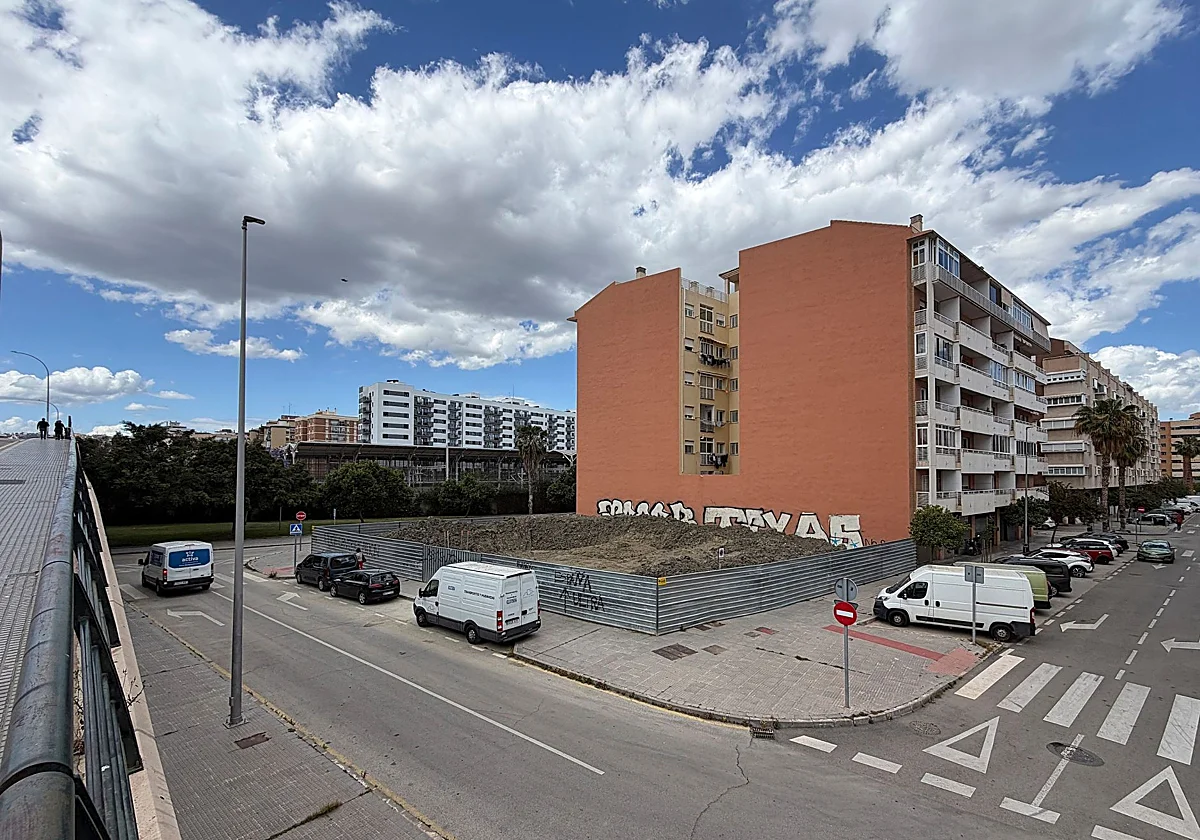 Un informe jurídico frena la moratoria de apartamentos turísticos y hoteles en Málaga