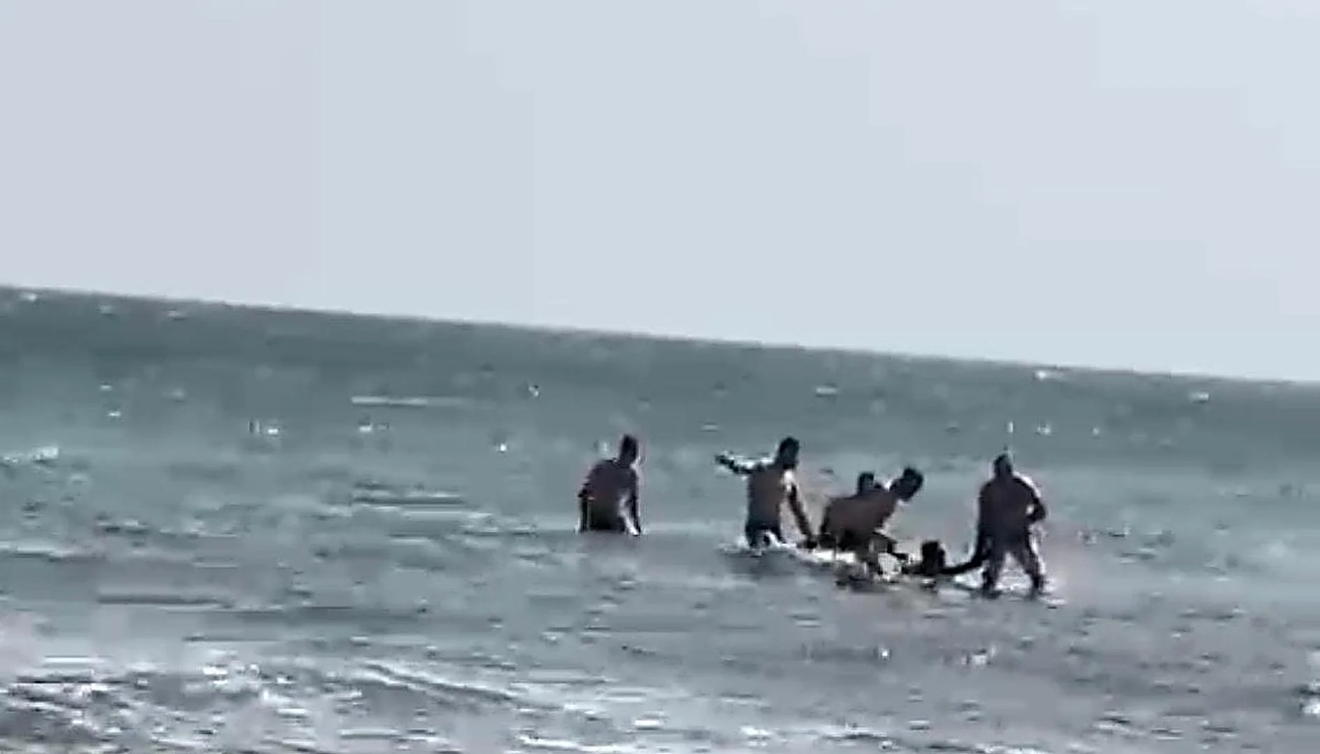 Sex case suspect arrested in Almeria after trying to swim out to sea to escape police