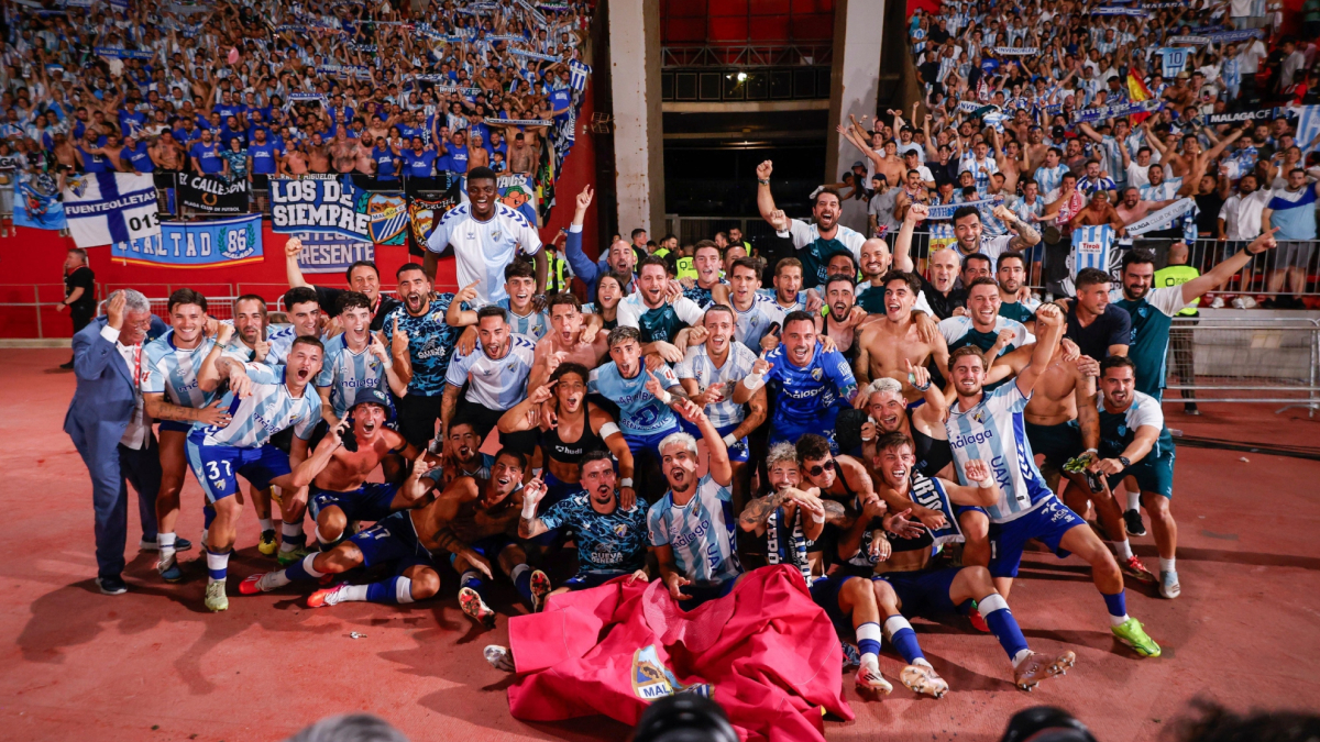 El Málaga repartirá 4 millones de euros de prima por el ascenso
