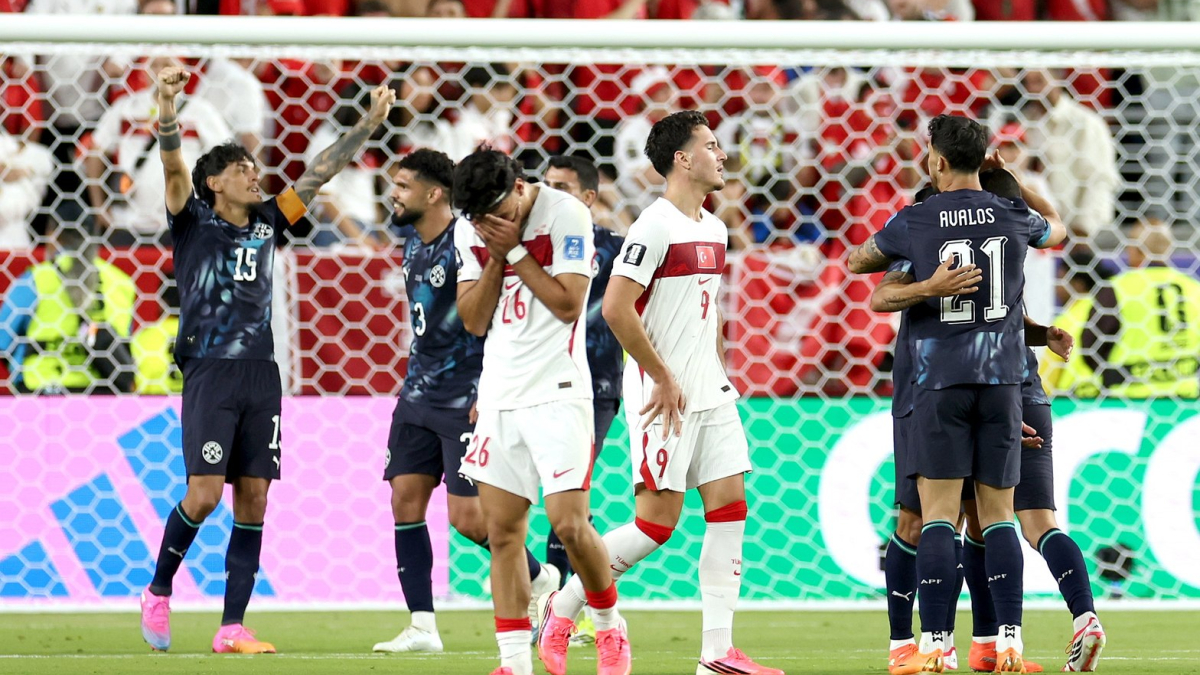 La gran decepción, el equipo más aburrido y el "suspenso general de Uruguay", lo peor del Mundial