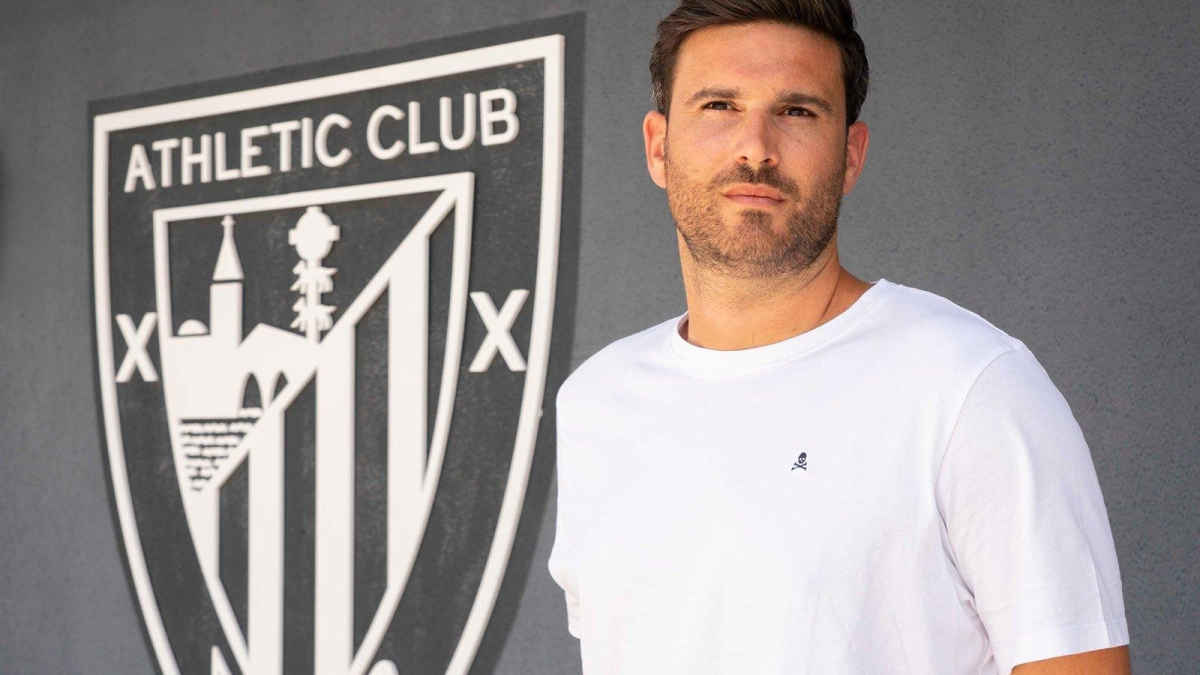 El Athletic elige a Llopis como último eslabón en la formación de jugadores