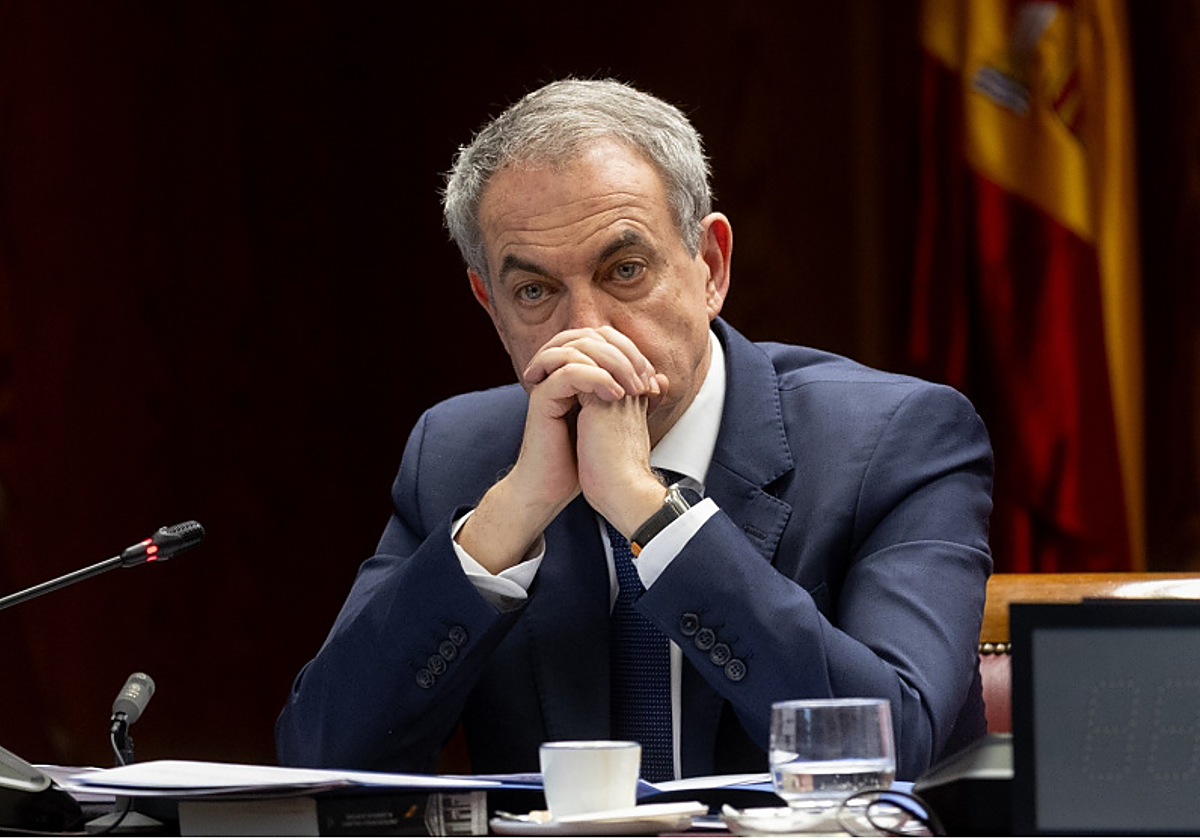 El mensaje que acorrala a ZP: «Hoy ha aparecido esta factura. ¿Puedes preguntarle si es real?»