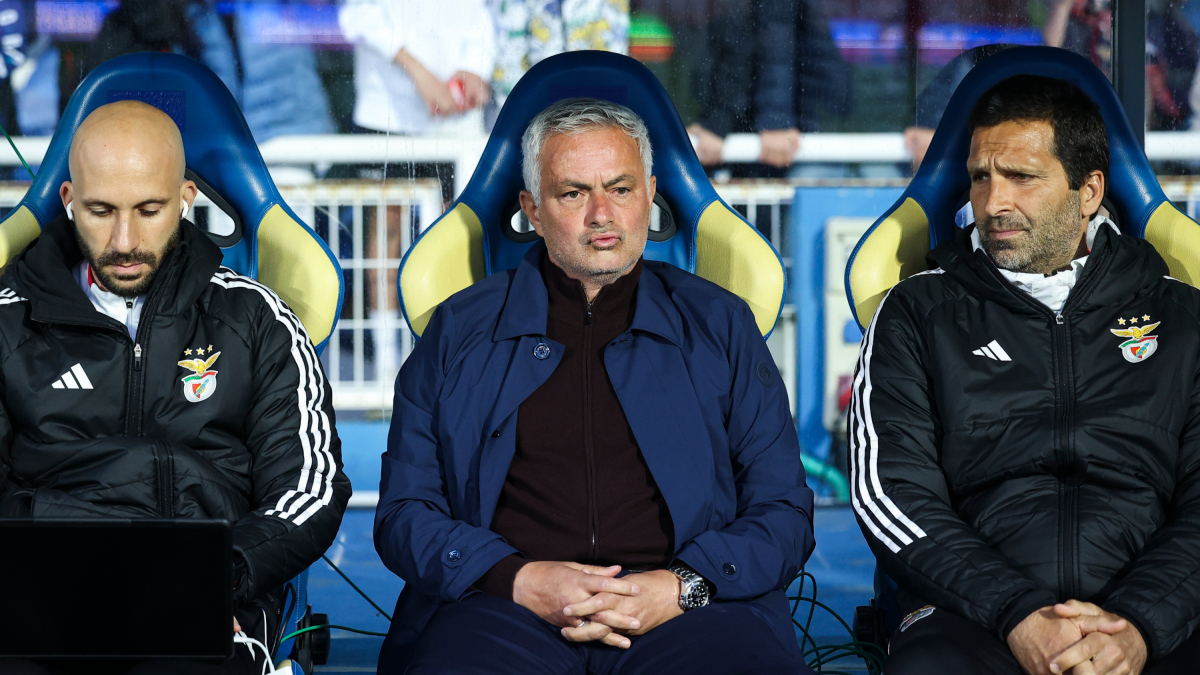 Mou pide un central y un 'Modric'