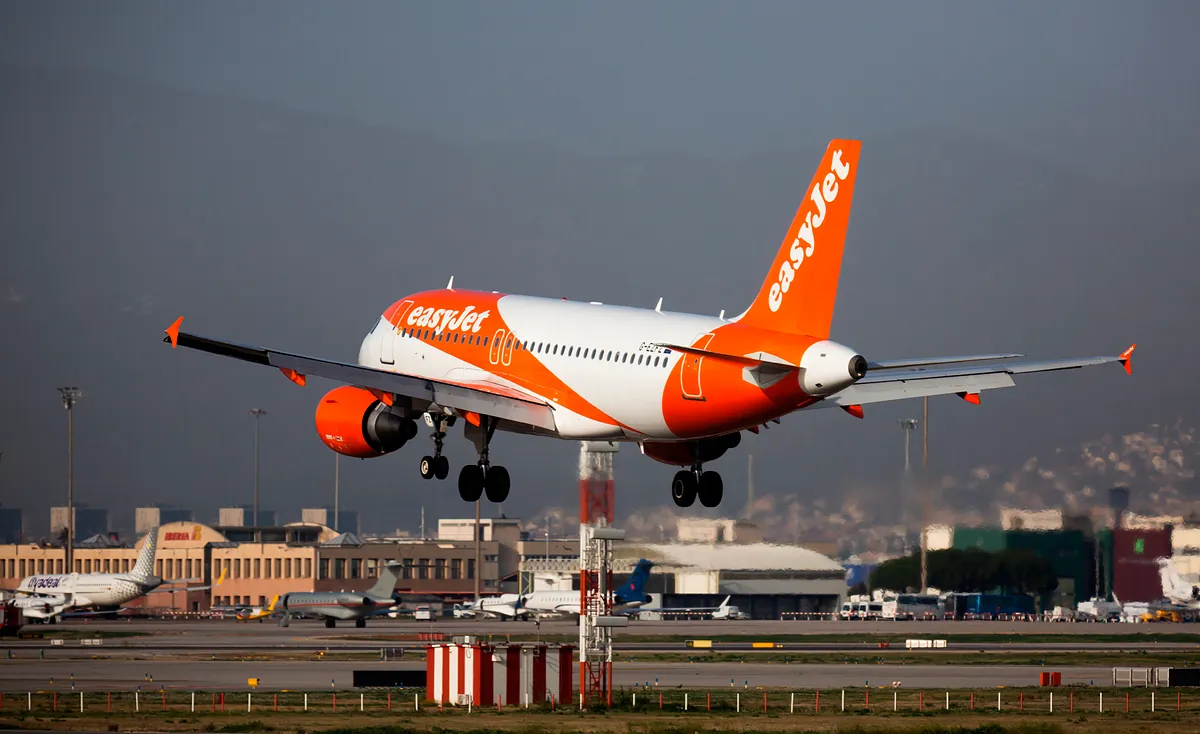 easyJet rechaza una cuarta oferta de Castlelake, pero le da una prórroga para que la mejore