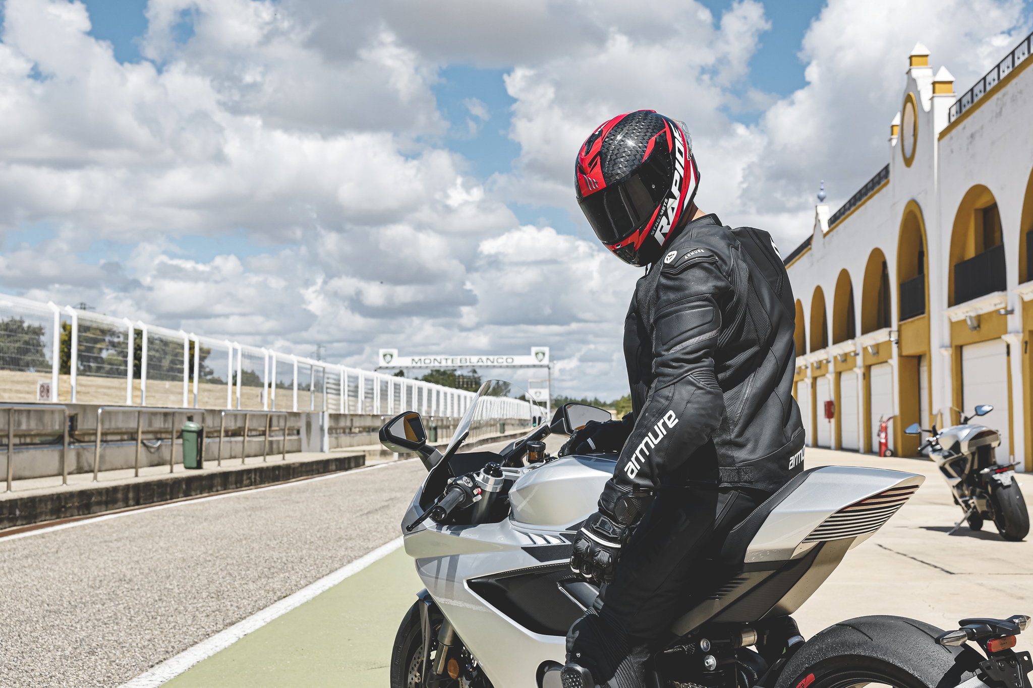 Grandes superdeportivas para disfrutar en el circuito y la carretera