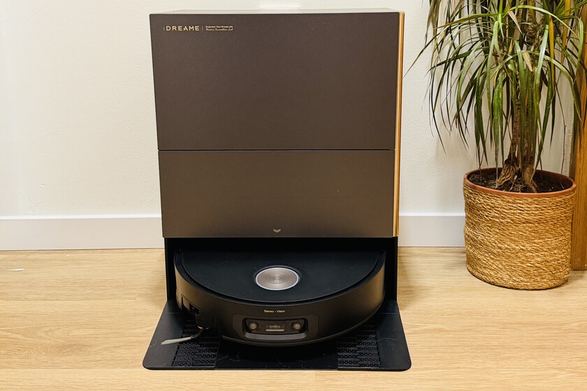 Dreame X60 Pro Ultra Complete, análisis: este robot aspirador sabe que tenemos la casa hecha un desastre y tiene armas para limpiarla