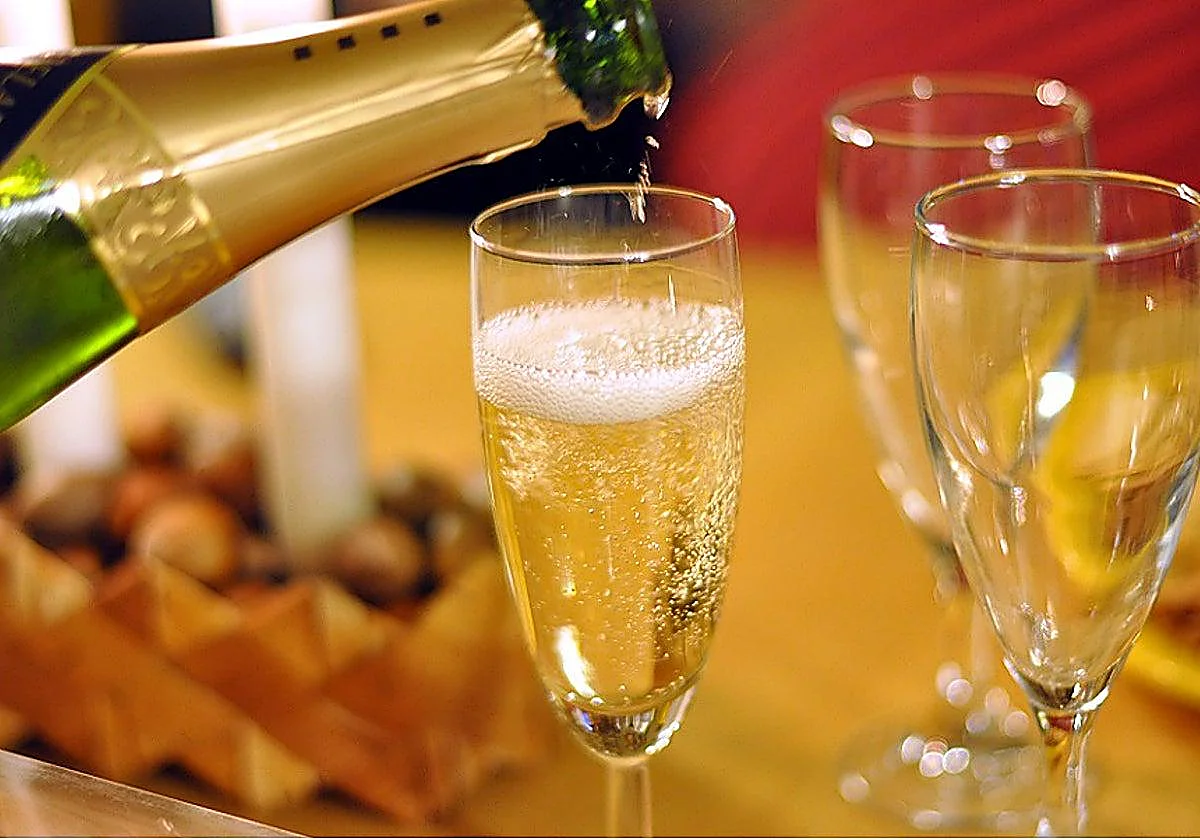 Los mejores cavas de supermercado por menos de cinco euros, según la OCU