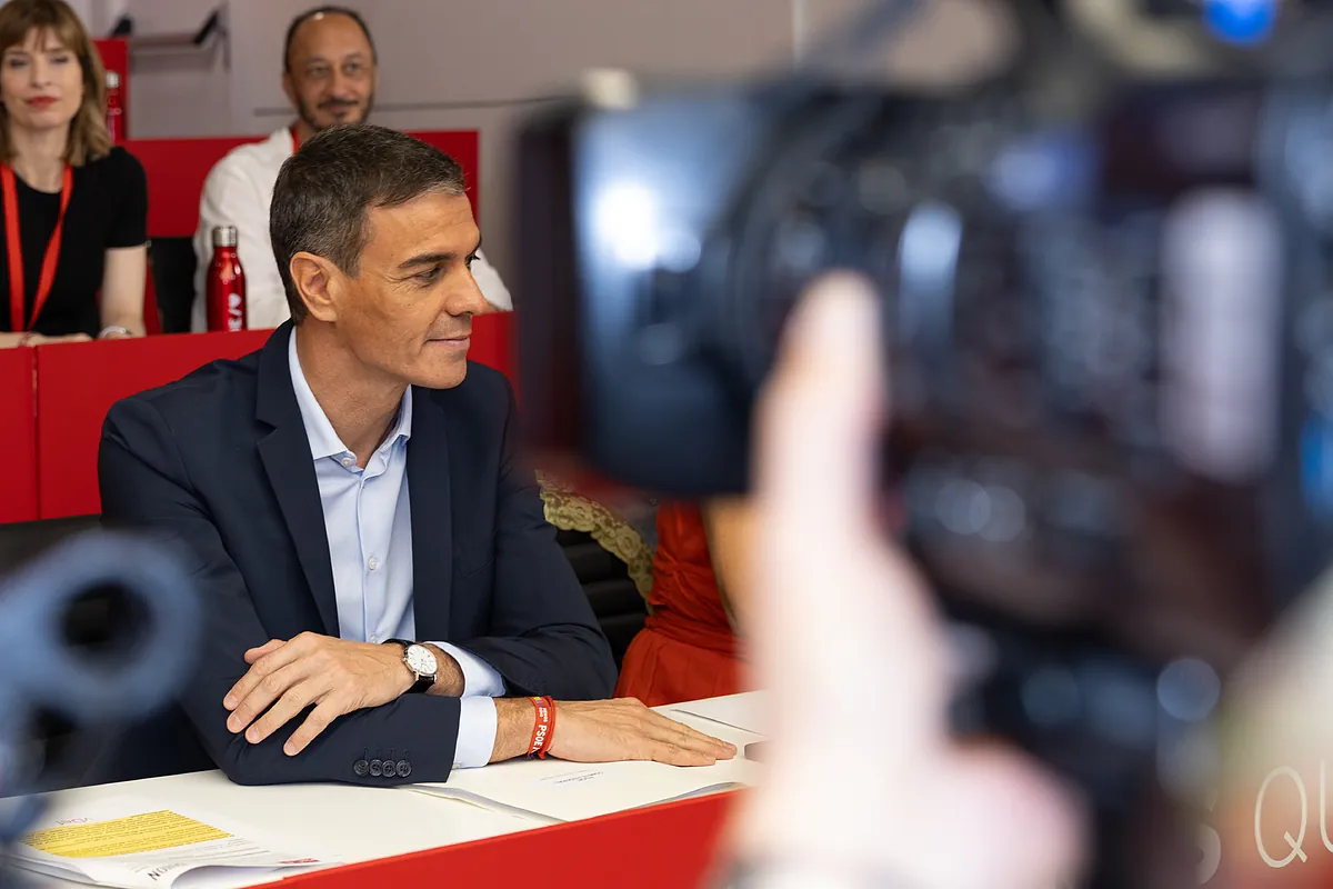 Pedro Sánchez llama al PSOE a "limpiar lo que haya que limpiar" y a gobernar más allá de 2027