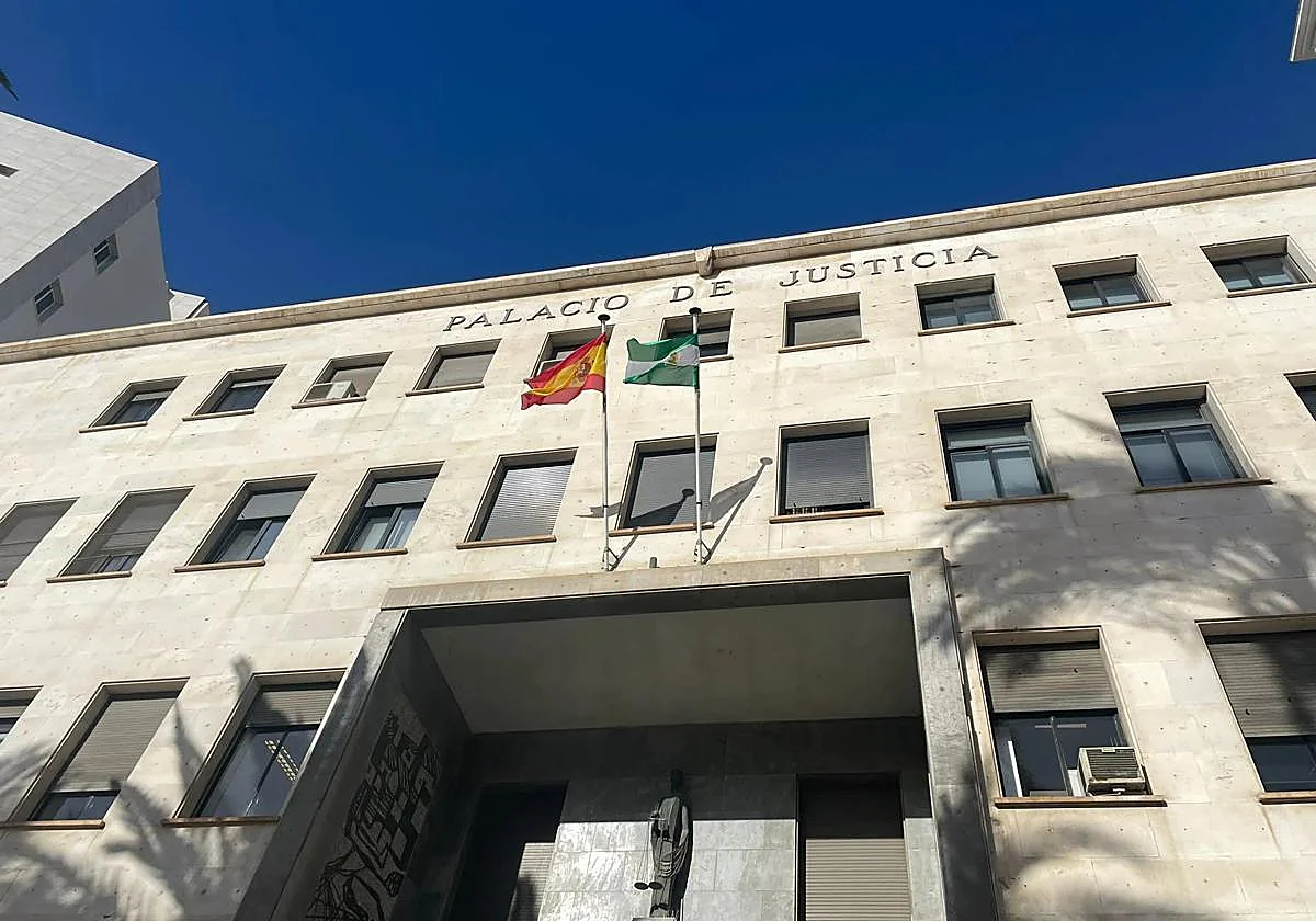 Condenado por maltrato y violación a su mujer tras el aviso a la policía de la hija de la víctima
