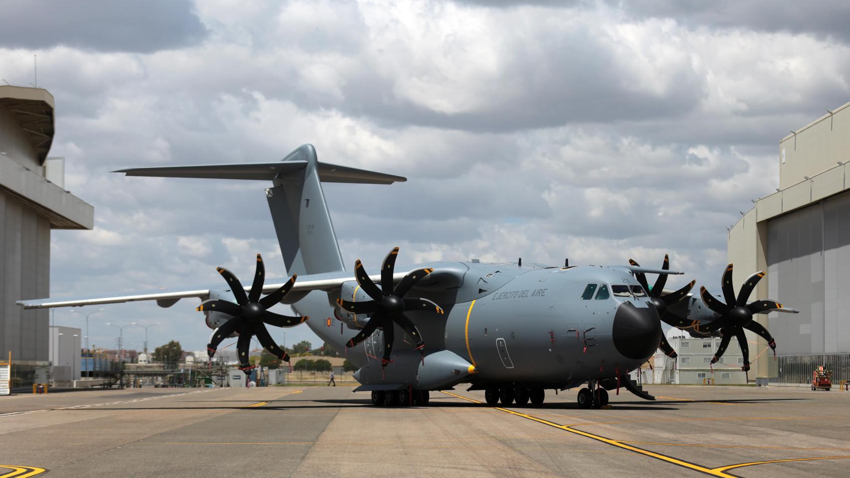 Airbus solicita al Gobierno una excepción al embargo a Israel y avisa: habrá despidos en España si no compra piezas del A400M