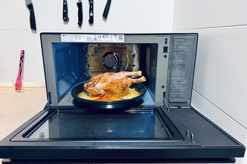 He probado un horno LG que es, además, microondas y airfryer y solo puedo decir una cosa: ojalá haberlo descubierto hace un año