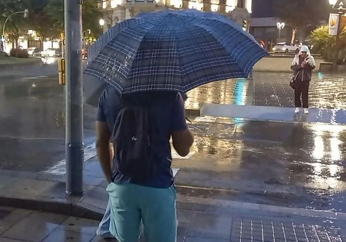 Andalucía arranca la semana con avisos por tormentas con granizo y calor: las zonas afectadas