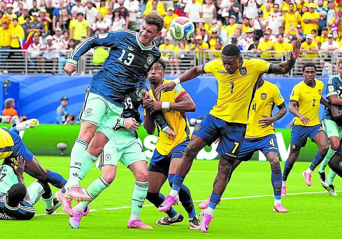 Alemania sigue esperando a sus estrellas