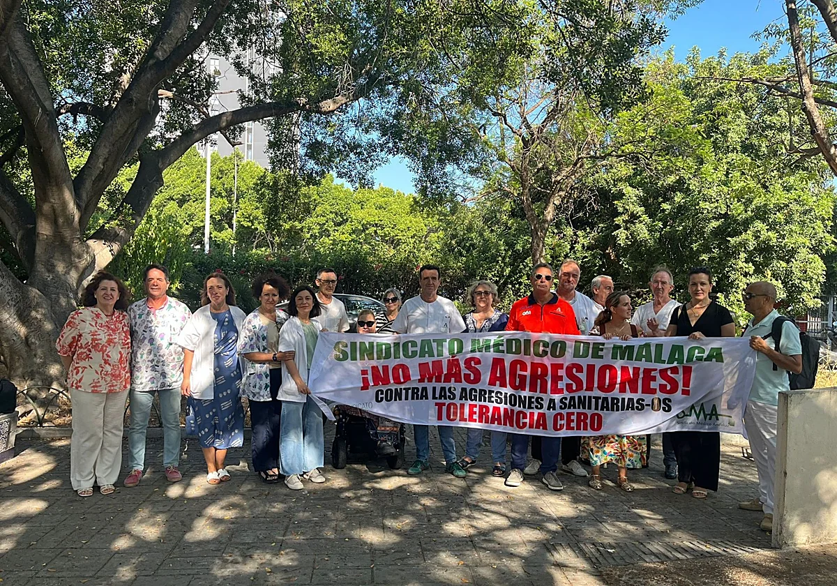 Prisión y alejamiento para una paciente tras empujar y tirar al suelo a una médica en Capuchinos