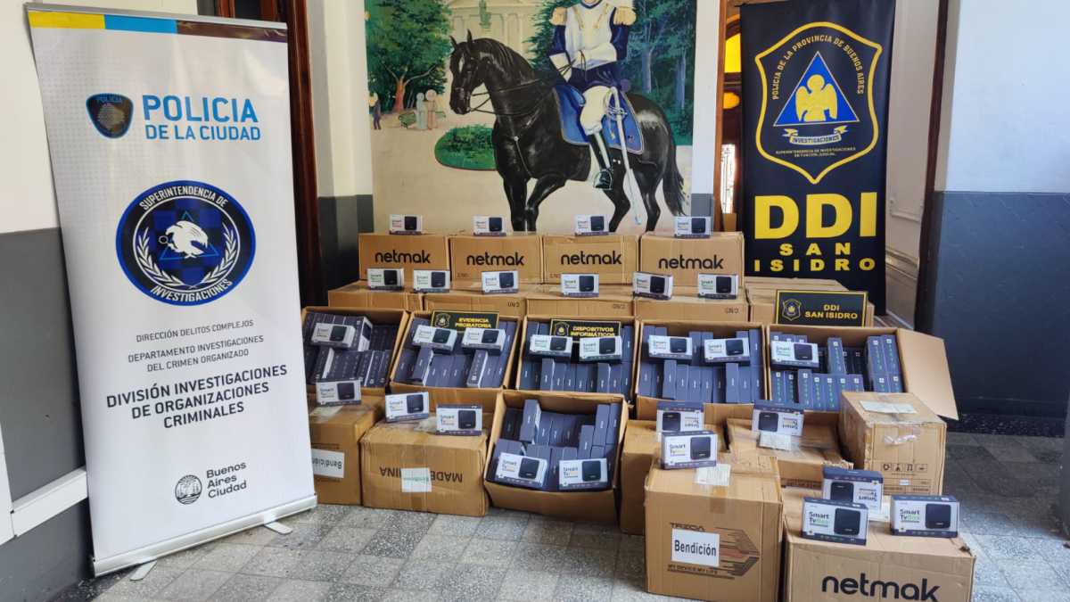 Megaoperativo en Argentina golpea al mercado ilegal de TV Boxes y a una gran red de piratería