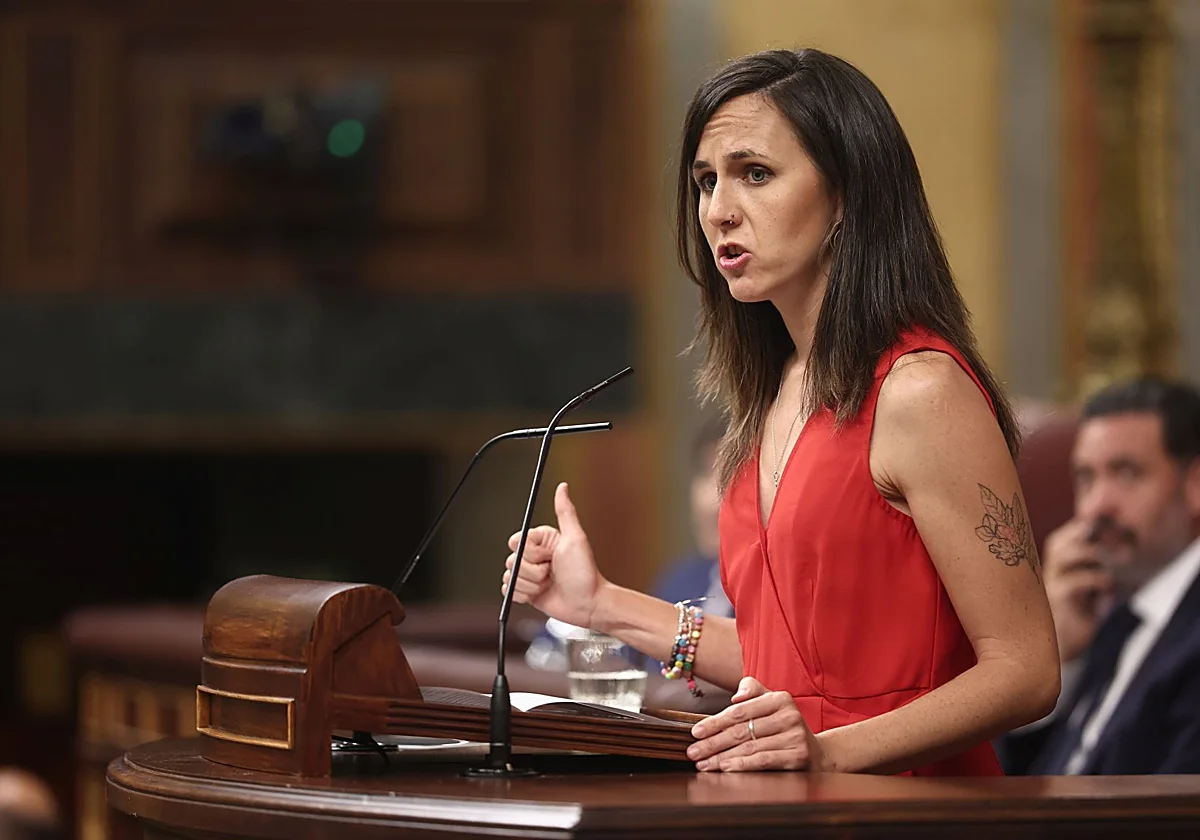 Podemos sobre el presidente: «Pedro Sánchez mea a la gente y le dice que llueve»