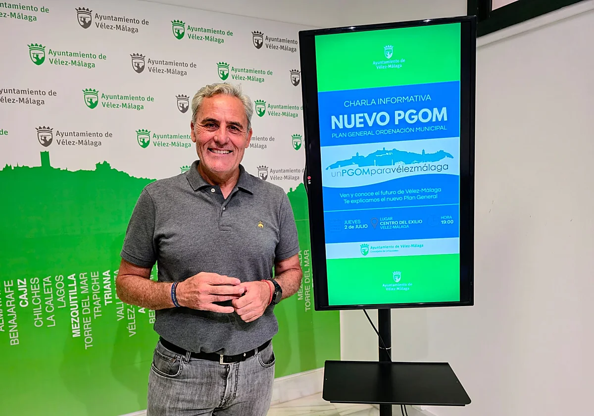 El PGOM de Vélez-Málaga se abre a los vecinos con una sesión informativa de técnicos municipales