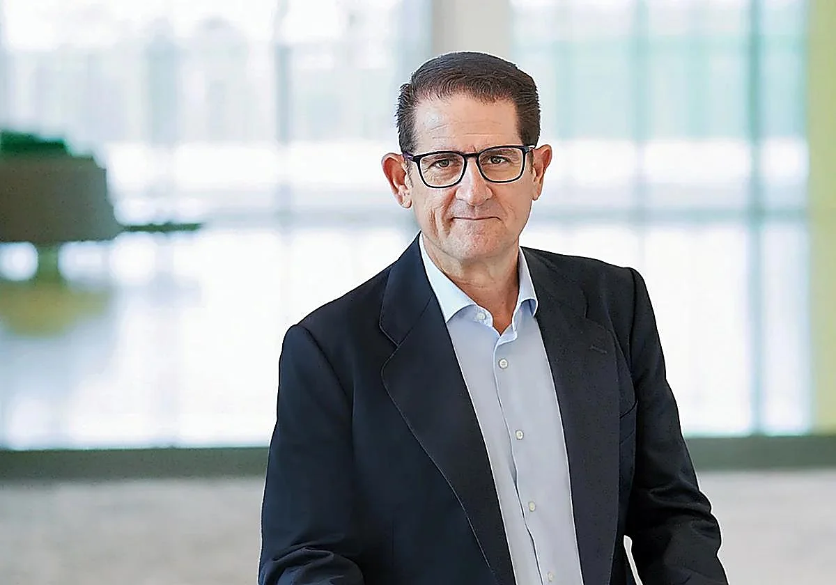 Reestructuración en la cúpula de Mercadona: Héctor Hernández deja la empresa tras 23 años